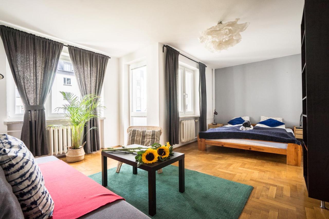 Oomph 3-bedroom Flat * Warschau