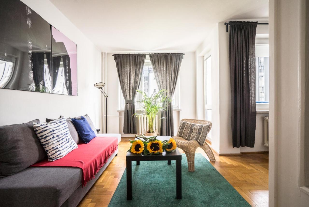 Oomph 3-bedroom Flat Apartamento Varsovia