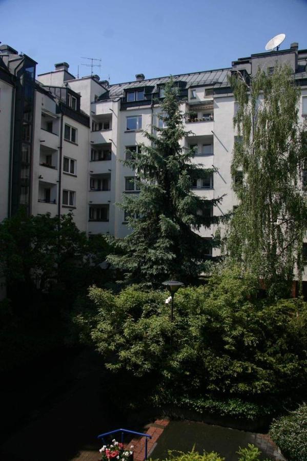 Oomph 3-bedroom Flat Varsovia